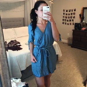 Gap tie front jean dress